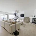Golfinho, With Heated Pool, Rooftop Lounge And Ocean Views Willa