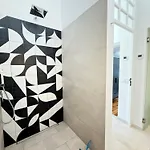 Golfinho, With Heated Pool, Rooftop Lounge And Ocean Views Willa