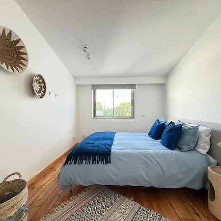 Golfinho, With Heated Pool, Rooftop Lounge And Ocean Views 빌라 Senhora da Luz