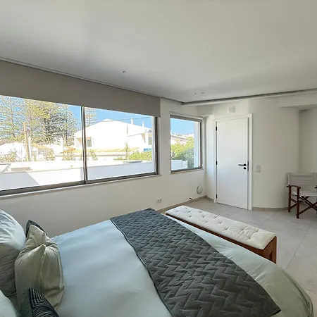 Villa Golfinho, With Heated Pool, Rooftop Lounge And Ocean Views *