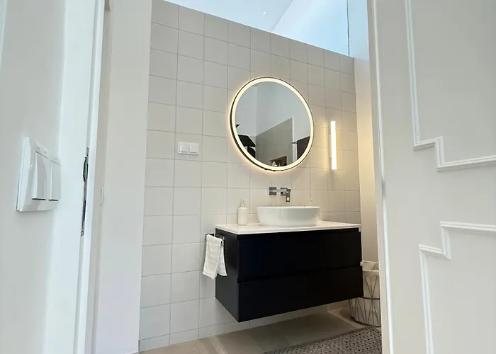 Villa Golfinho, With Heated Pool, Rooftop Lounge And Ocean Views *