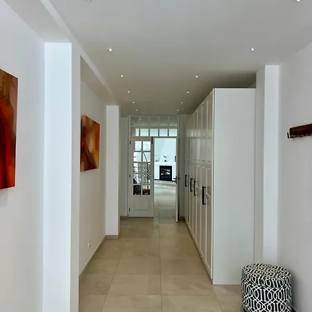 Golfinho, With Heated Pool, Rooftop Lounge And Ocean Views וילה *